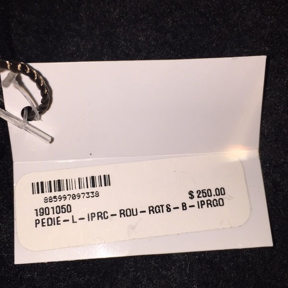 ❗️SOLD❗️ - Picture 2 of 3